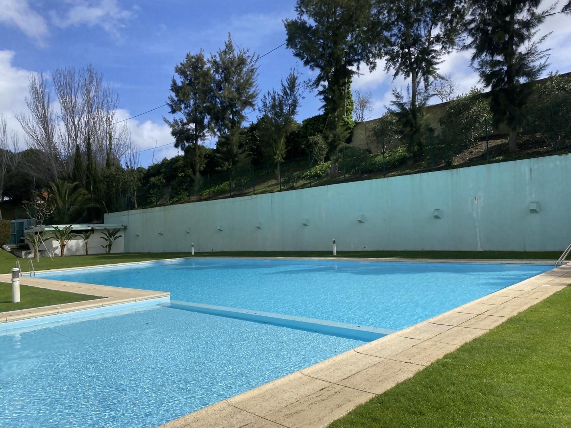 T3 Com Piscina Tenis Ginasio E Parq Infant Appartement Lissabon